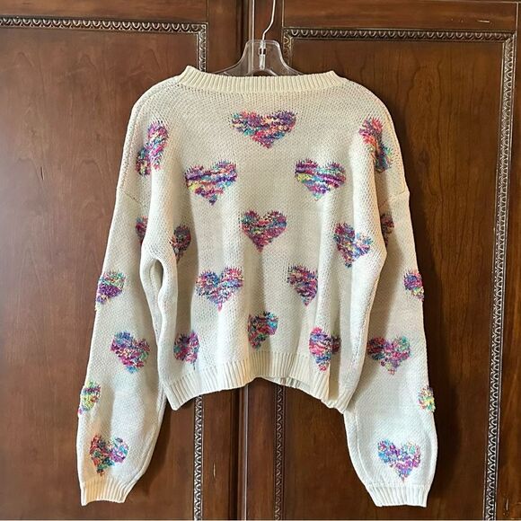 🔴2 for 60🔴 Boutique sweater long-sleeve cream multicolored crocheted heart M. - Picture 1 of 16